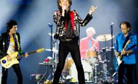The Rolling Stones iau adus un omagiu emoţionant lui Charlie Watts la întoarcerea pe scenă