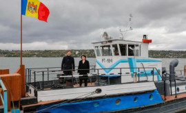 Premierul a cerut achiziționarea unui pod plutitor nou peste Nistru