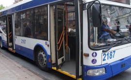 В Кишиневе троллейбусы дезинфицируются после каждого рейса