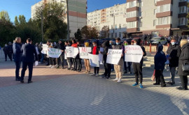 Акция протеста у здания суда на Чеканах Свободу Стояногло
