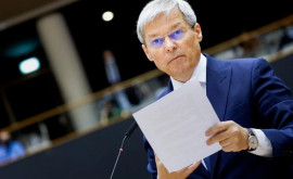 România Dacian Cioloș desemnat premier de președintele Klaus Iohannis