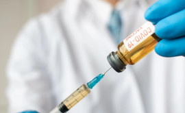 Guvernul a lăsat fără indemnizația de 16 mii de lei lucrătorii medicali nevaccinați