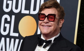 Elton John primul artist cu singleuri în UK Top 10 în şase decenii diferite