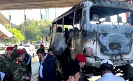 Более 10 военных погибли при взрыве автобуса в Дамаске