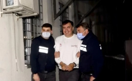 К голодающему в тюрьме Саакашвили не допустили врача для его осмотра