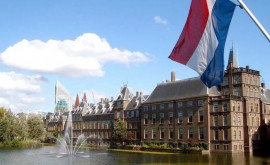 Politicienii încă negociază formarea guvernului olandez după 226 de zile de la alegeri