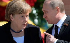 Меркель в разговоре с Путиным обвинила Минск в причастности к миграционному кризису