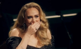 Adele a izbucnit în lacrimi pe scenă Ce surpriză i sa făcut
