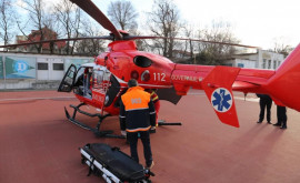 Un bărbat a fost transportat la spital de un echipaj aeromedical SMURD