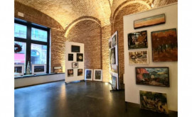 Tineri pictori din Chișinău șiau expus lucrările la București