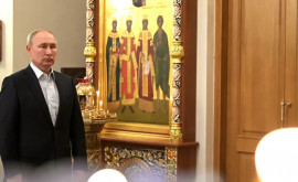 Vladimir Putin la slujba de Crăciun de la biserica din NovoOgarevo