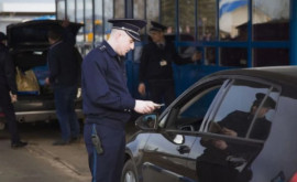 Poliţia de Frontieră anunţă trafic intensiv la intrarea în Ucraina