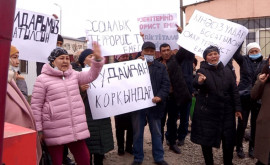 В Казахстане люди вновь вышли на митинг