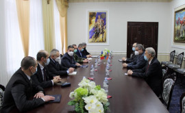 Vicepremierul Oleg Serebrian a avut o întrevedere de lucru cu ministrul Apărării