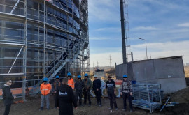 Români prinși muncind ilegal pe un șantier de construcție din capitală