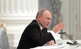 Putin a semnat decretul privind recunoașterea de către Federația Rusă a regiunilor Doneţk şi Lugansk