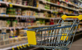 Запаса продуктов в магазинах Украины хватит на 1520 дней