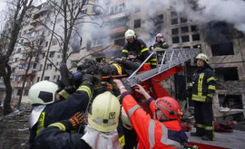 Kiev Bloc de nouă etaje lovit de un obuz