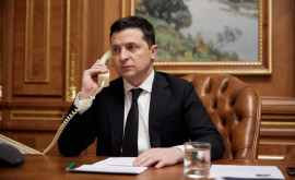 Зеленский собирается продлить режим военного положения на Украине