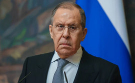 Лавров потребовал не нагнетать обстановку вокруг переговоров России и Украины
