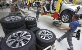 Compania chineză Geely a oprit producția de mașini la uzina din Belarus