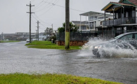 Mii de locuitori ai Australiei evacuați din cauza inundațiilor majore