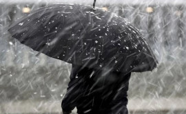 Желтый код метеоопасности на Молдову надвигается сильный ветер и мокрый снег