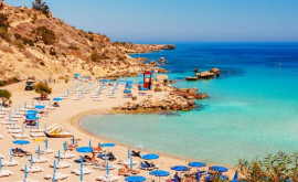 Cipru anulează majoritatea restricţiilor de călătorie legate de COVID19