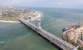 Podul de la Zatoca din nou atacat de rachete