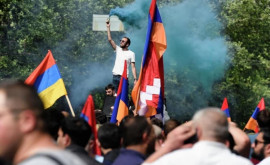 Оппозиция в Армении возобновила акции протеста