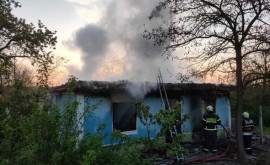 Intervenția pompierilor în localitatea Obreja Nouă din raionul Fălești