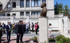 В Молдове отметили 99летие лидера Азербайджана Гейдара Алиева