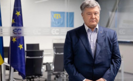 Petro Poroşenko spune că i sa refuzat ieşirea din Ucraina