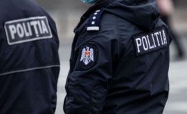 Un polițist din Fălești reținut după ce a luat mită 600 de euro