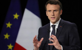 Премьер Греции предрек Франции полный паралич власти