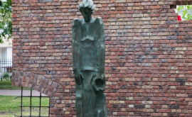 La Orhei a fost inaugurat un monument în memoria victimelor Holocaustului