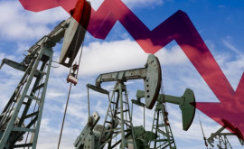 Нефть снова стремительно дешевеет