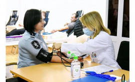 Oamenii legii au lansat o campanie de donare a sîngelui