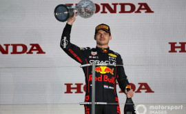 Ферстаппен стал чемпионом Формулы1 во второй раз подряд