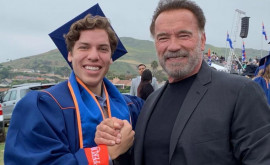 Fiul lui Arnold Schwarzenegger a repetat imaginea iconică a tatălui său