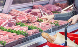 Продавцов больше чем покупателей На бельцком рынке подорожало мясо