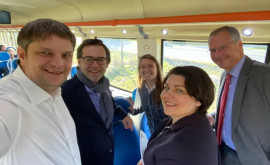 Кабинет министров отправился на поезде в Унгены Noimd на месте