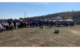 Festivalul Mioriţă LaieBucălaie sa desfăşurat la Cimişlia