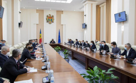 В Молдове охране иностранных делегаций разрешили привозить с собой оружие