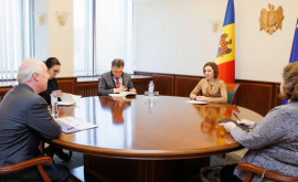Președinta Maia Sandu a avut o întrevedere cu Ambasadorul SUA Kent Logsdon