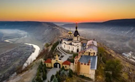 Analiză La fiecare dolar cheltuit de către un turist străin în Moldova moldovenii cheltuie 8 dolari peste hotare