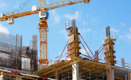 Moldovenii investesc tot mai puțin în construcții
