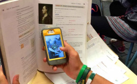 В Италии запретили использовать мобильные телефоны на школьных занятиях