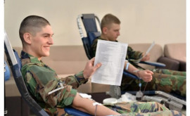 Circa 400 de militari și civili ai Armatei Naţionale au donat voluntar sînge și plasmă