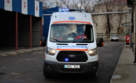 Moldovenii sînt îndemnați să nu solicite nemotivat ambulanța